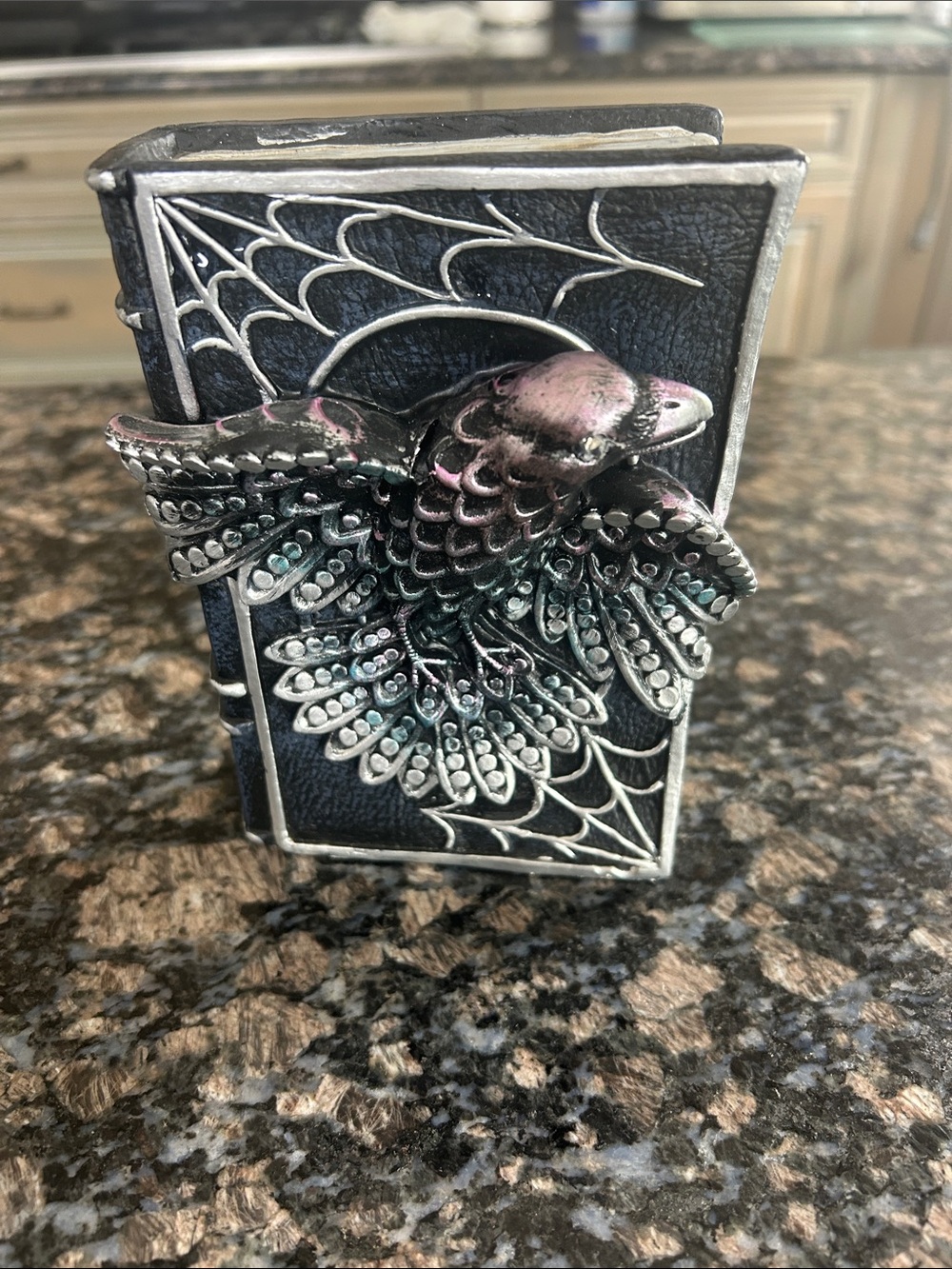 ASHLAND 3D GOTHIC STYLR RAVEN AND SPIDER WEV JOURNAL TABLETOP LIGHT UP DECOR NWT